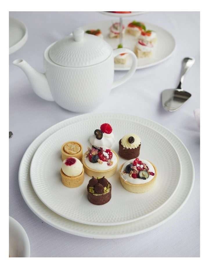 White Basics Diamonds Teapot 900ml Gift Boxed in White image 4