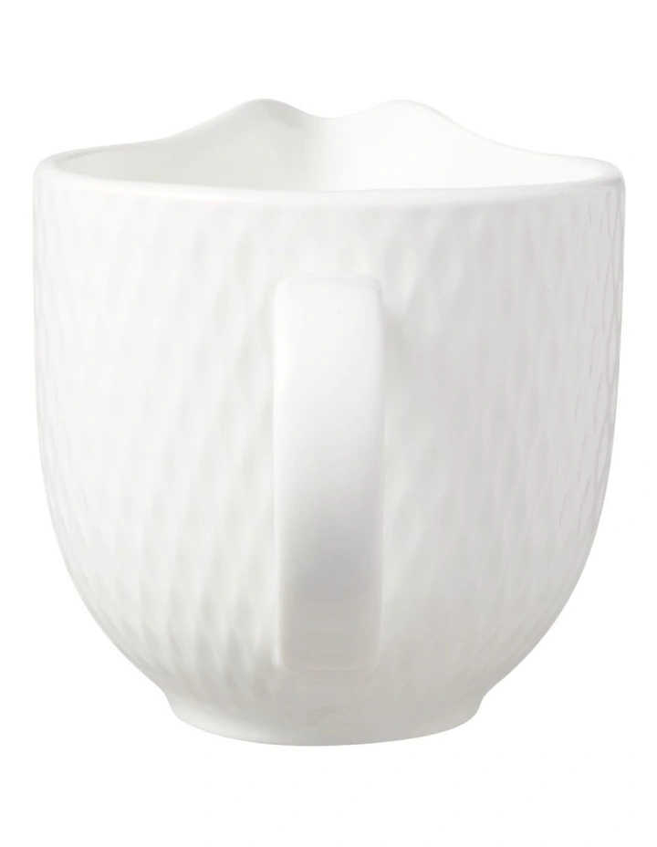 White Basics Diamonds Creamer 190ml Gift Boxed in White image 3