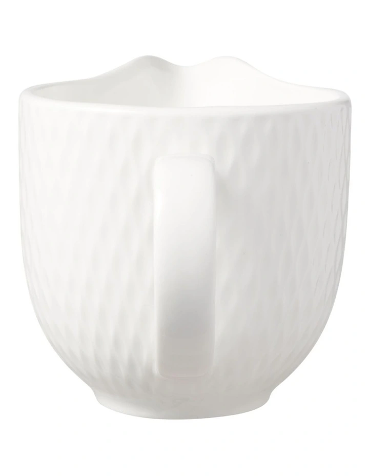 White Basics Diamonds Creamer 190ml Gift Boxed in White image 3