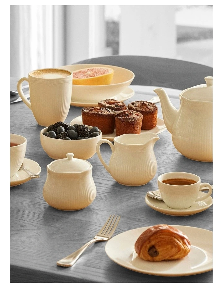 White Basics Footed Cake Stand 20cm Gift Boxed in White image 5