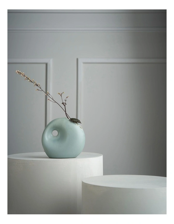 Florist Corner Eternity Vase Pond in Blue image 4