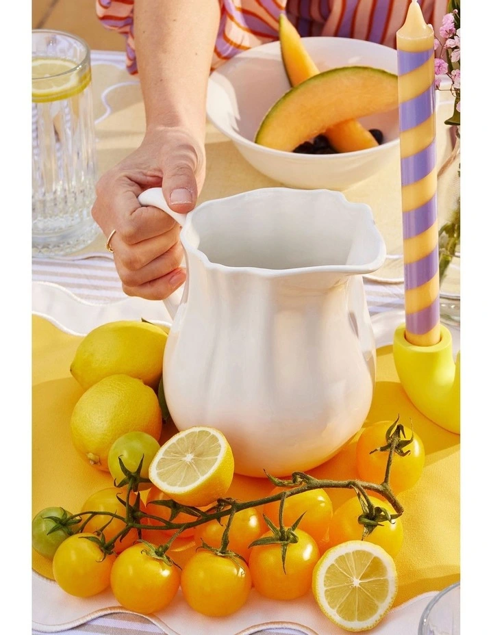 Florence Jug 2L in White image 3