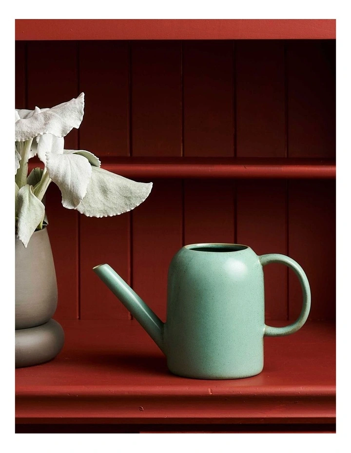 Mist Watering Can in Green image 2