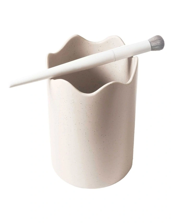 Jade Kisnorbo Store and Dry Brush Cylinder image 3