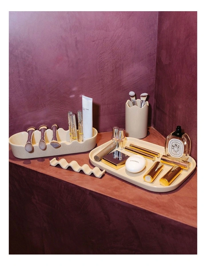 Jade Kisnorbo The Layer Tray image 2