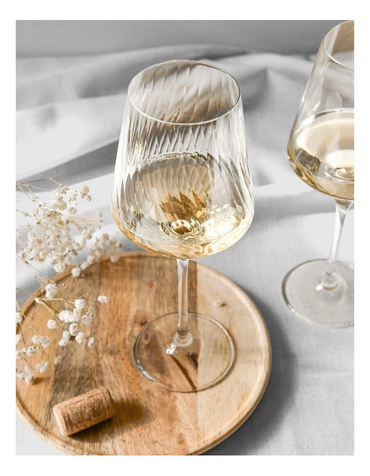 Avant Garde Lumi Wine Glass Set of 6 in Clear image 6