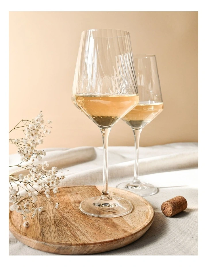 Avant Garde Lumi Wine Glass Set of 6 in Clear image 7