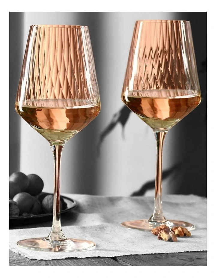 Avant Garde Lumi Wine Glass Set of 6 in Clear image 4