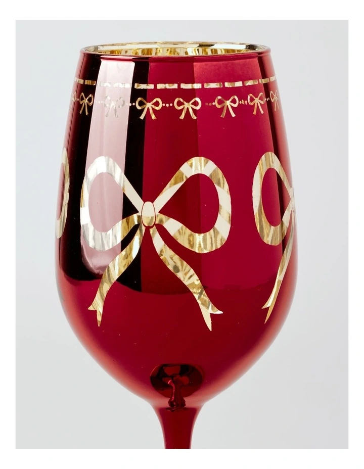 Bow Wine Glass Set of 4 in Red image 4