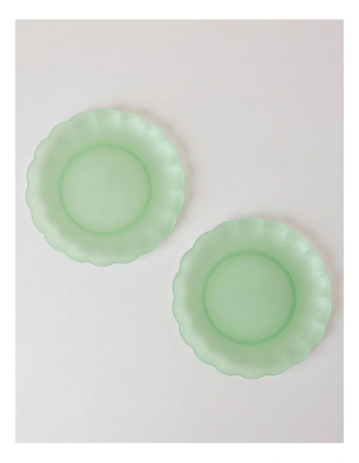 Petals Dinner Plate Set of 2 in Green image 3
