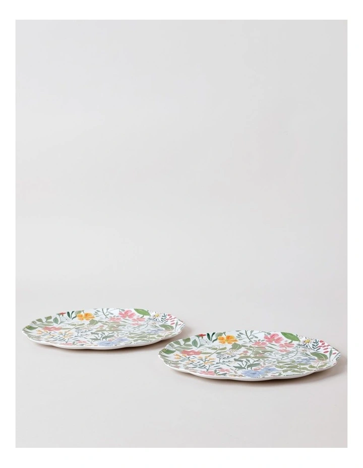 Petals Dinner Plate Set of 2 in Floral image 1