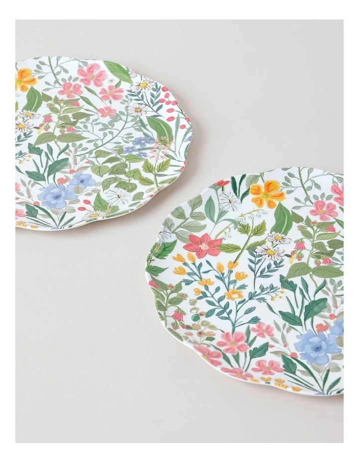 Petals Dinner Plate Set of 2 in Floral image 2