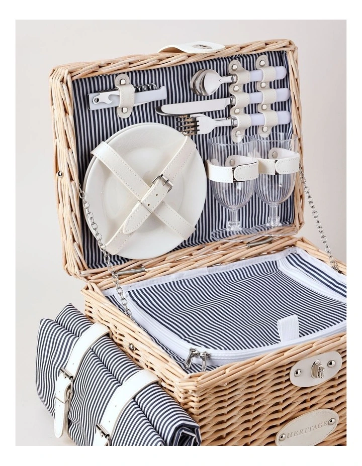 2 Person Picnic Basket with Blanket in Ashy Honey/Navy image 3