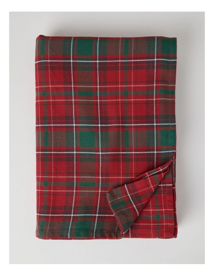 Heirloom Tartan Tablecloth 150 x 220cm in Red and Green image 3