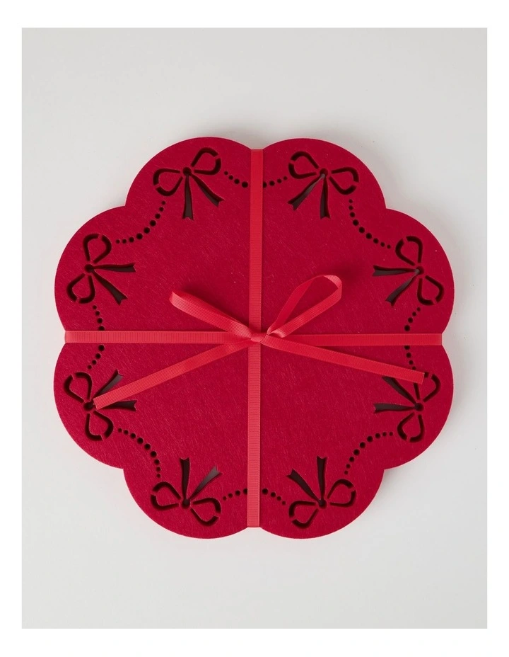 Bow Placemat Set of 4 35cm in Red image 3