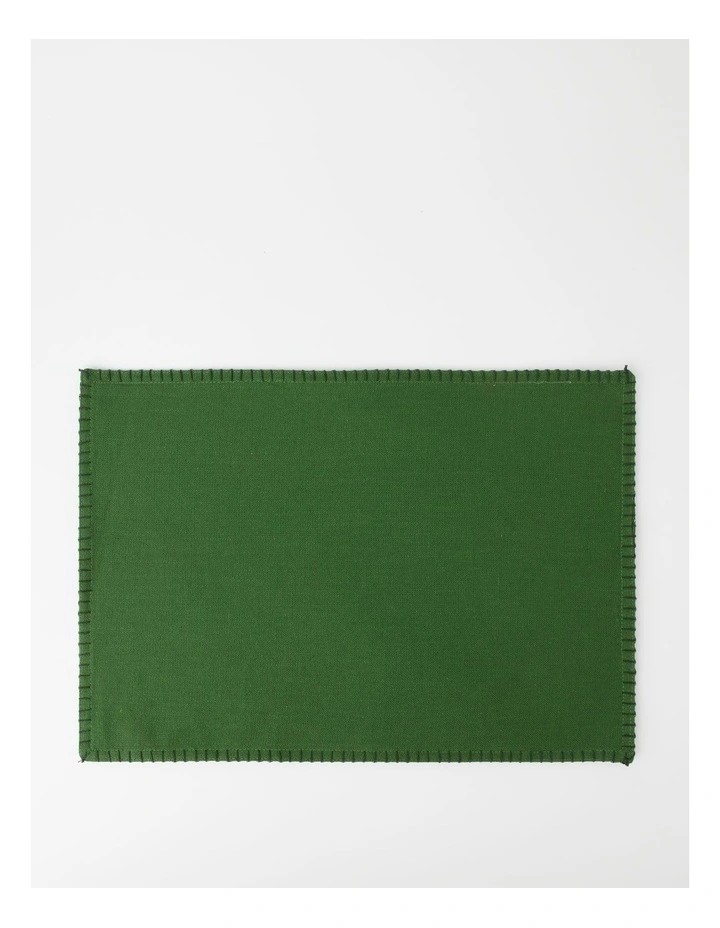 Traditional Stitch Placemat 33x48cm in Green image 1