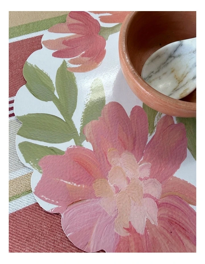 Rosie Scallop Edge Round Placemat Set Of 4 33x33cm image 2