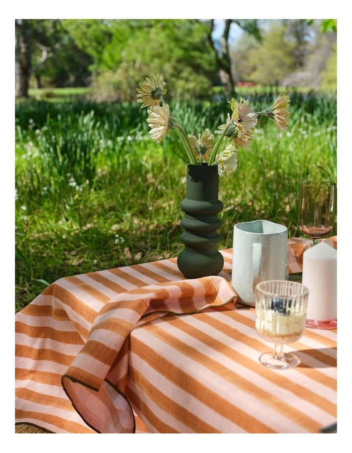 Como Napkin Set of 4 in Pumpkin image 4