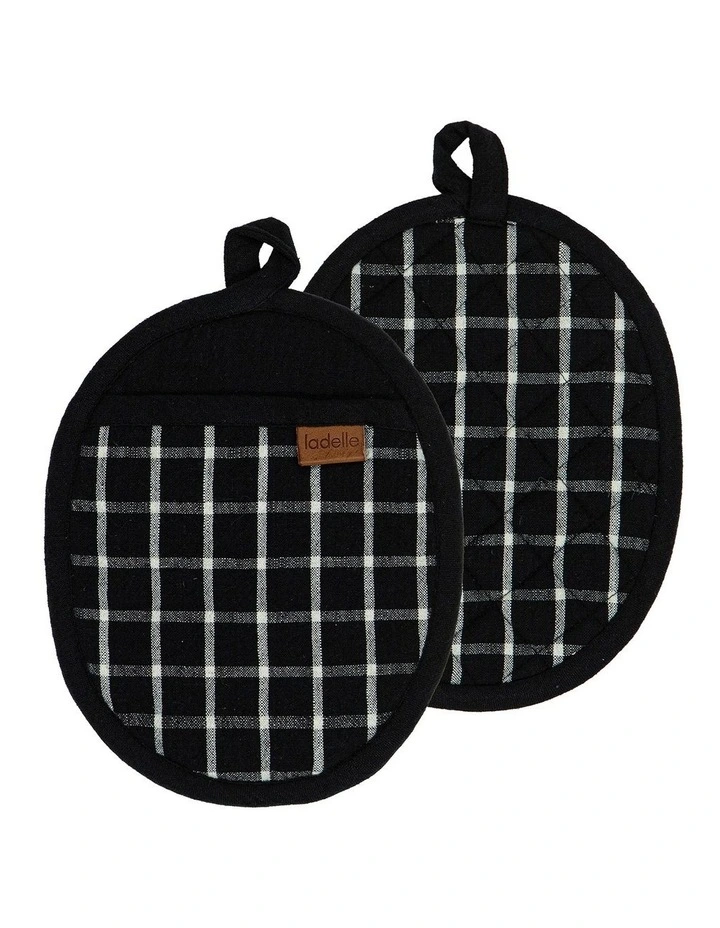 Hemingway Oval Pot Holder 2 Pack in Black image 1