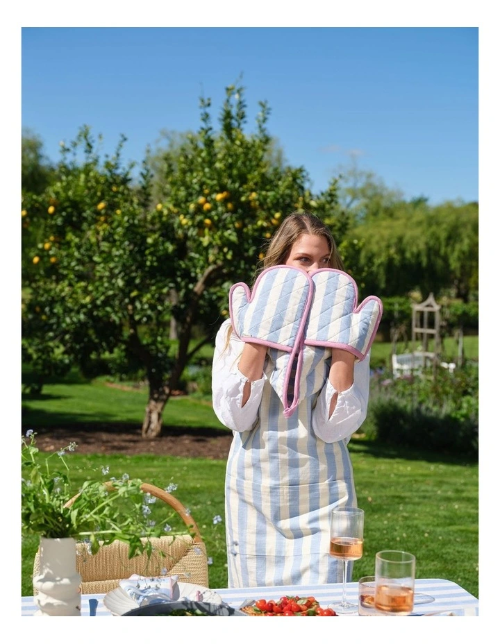 Como Apron in Multi image 3