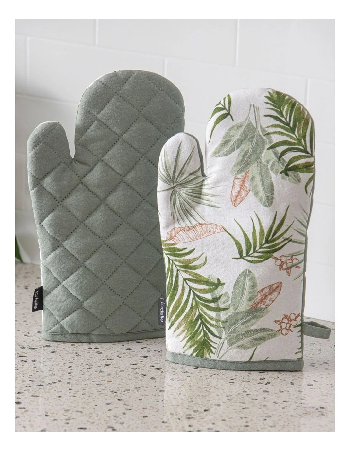 Daintree Oven Mitt 2 Pack in Multi image 2