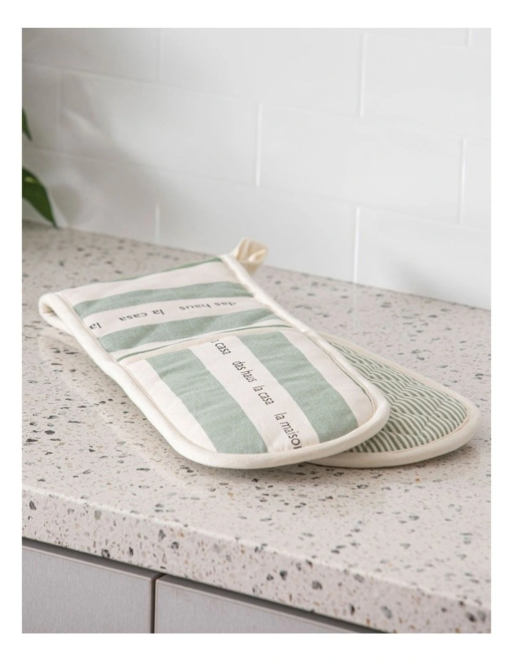La Casa Double Oven Mitt in Leaf image 2