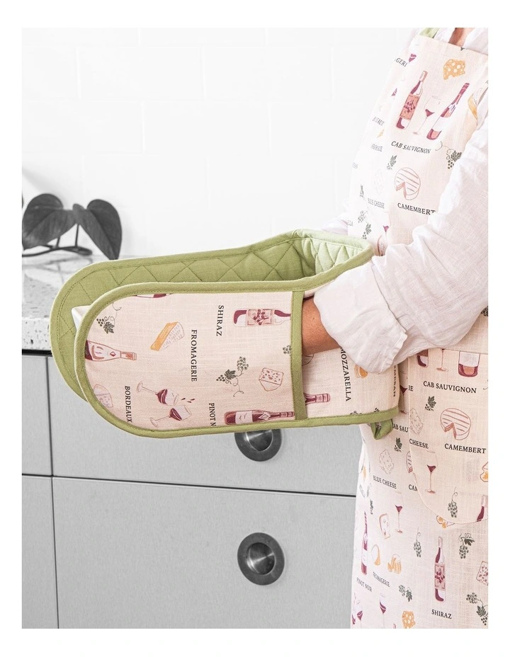 Entertain Double Oven Mitt image 3