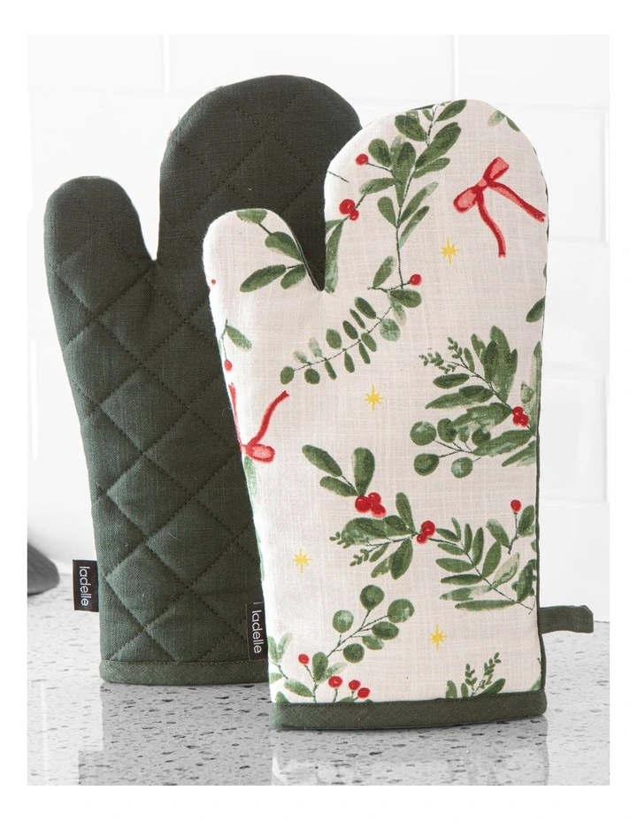 Christmas Foliage 2pk Oven Mitt image 2