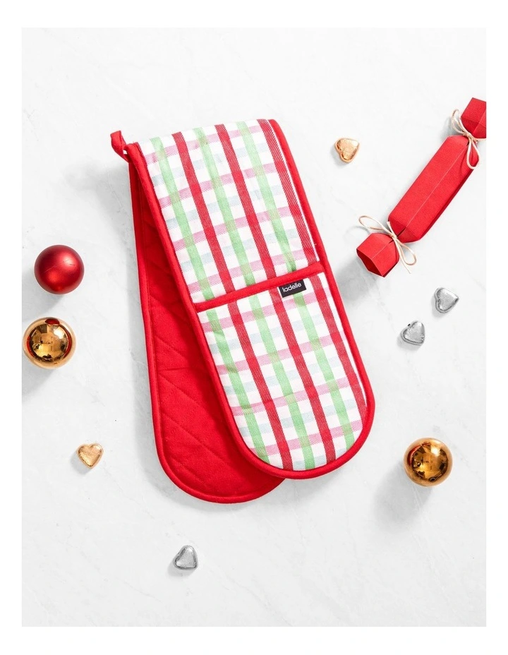 Christmas Weave Double Oven Mitt image 2