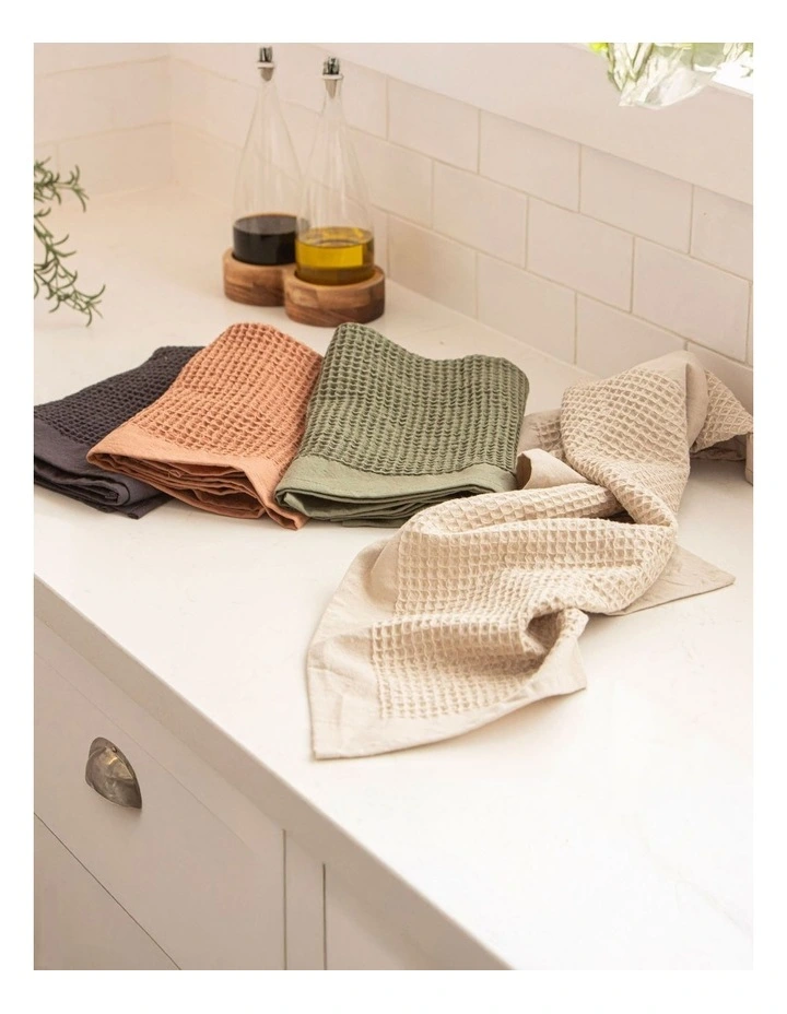 Ollie Waffle Kitchen Towel 2 Pack in Charcoal image 2