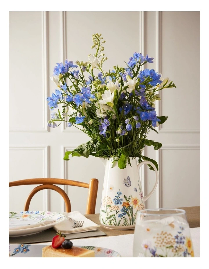 Fluttering Meadow Jug 1.8L Gift Boxed image 4