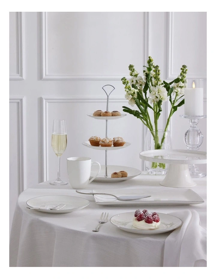 White Platinum Footed Cake Stand 30cm Gift Boxed in Silver image 3
