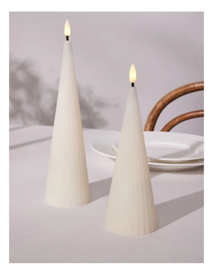 Let's Get Lit Linea LED Ball Candle 10x9cm Gift Boxed in Soy image 3