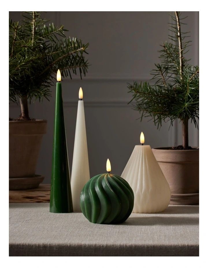 Let's Get Lit Christmas Candle Pear 12x14cm Soy Gift Boxed image 3