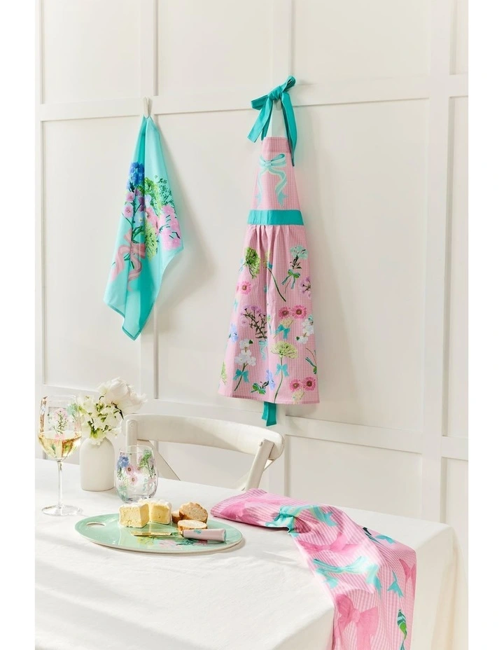 Cherish Apron 70x90cm in Multi image 3