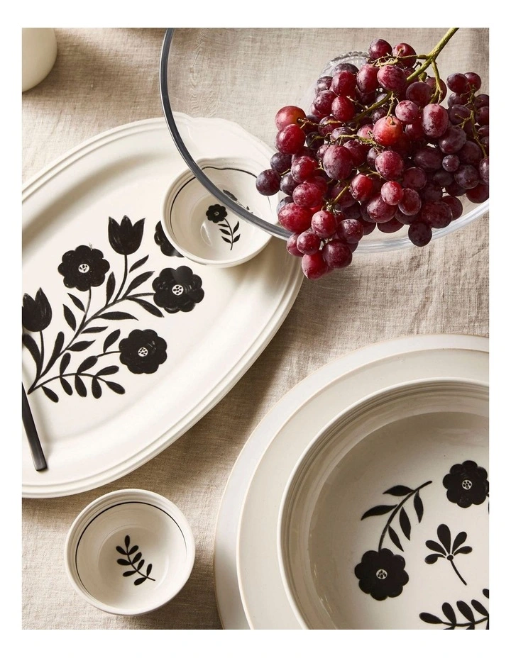 Bistro Serving Bowl 30x8cm in White image 3