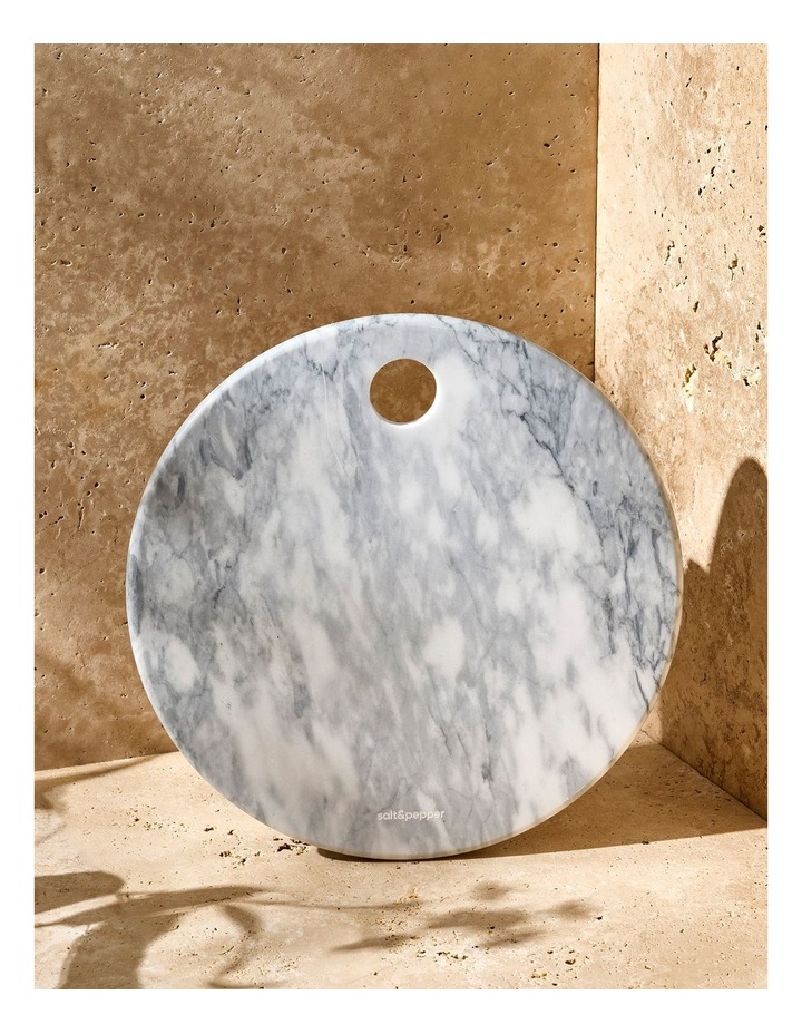 Riley Round Marble Platter 33cm in White image 3