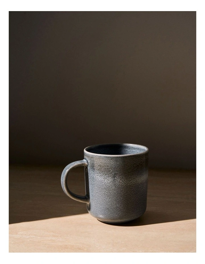 Bobbie Mug in Slate image 2