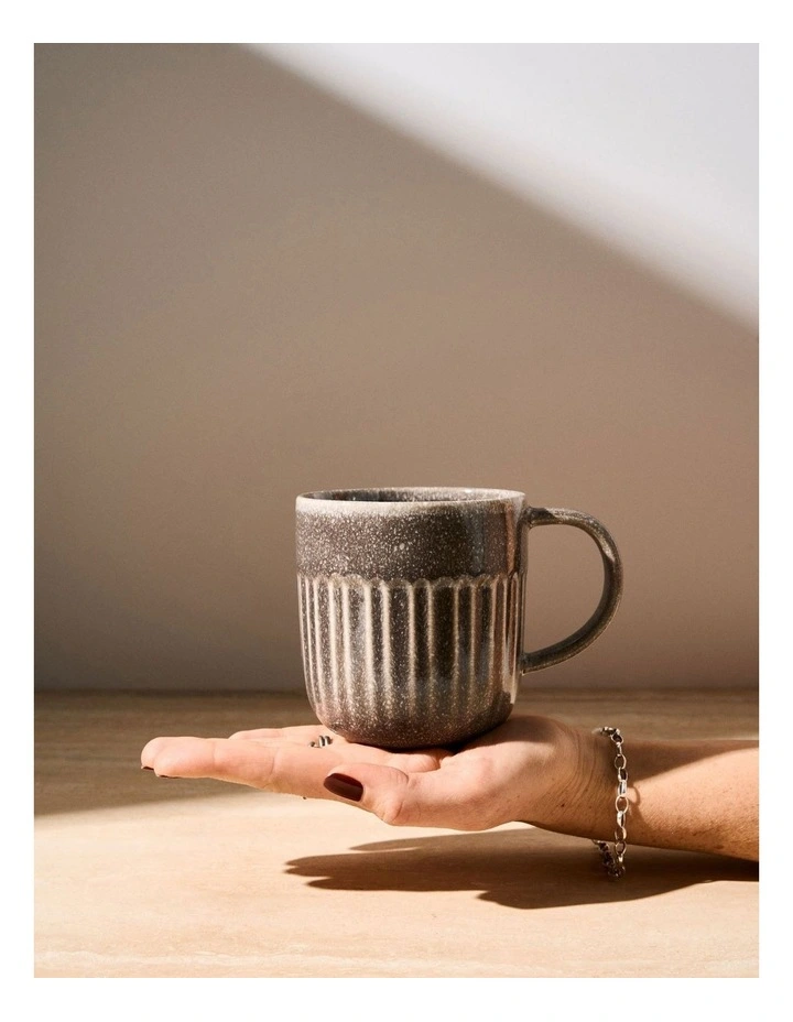 Laurie Mug in Grey image 2