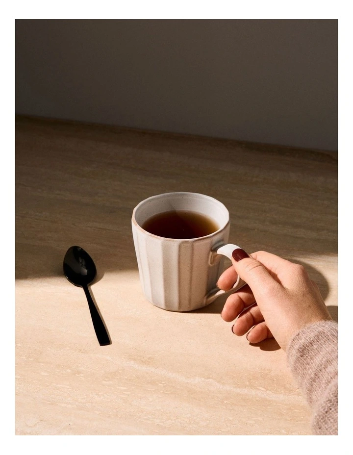 Kimmie Mug in Natural image 2