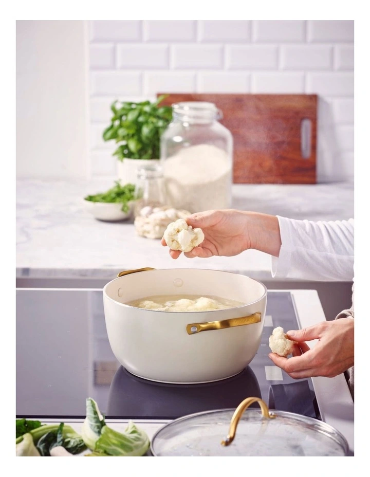 Padova Casserole 4.71L 24cm in Cream image 4