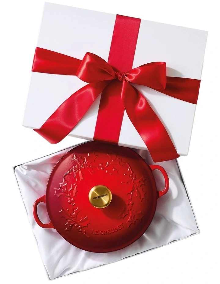 Chef's Holly Oven 26cm in Cerise Gold Knob image 5