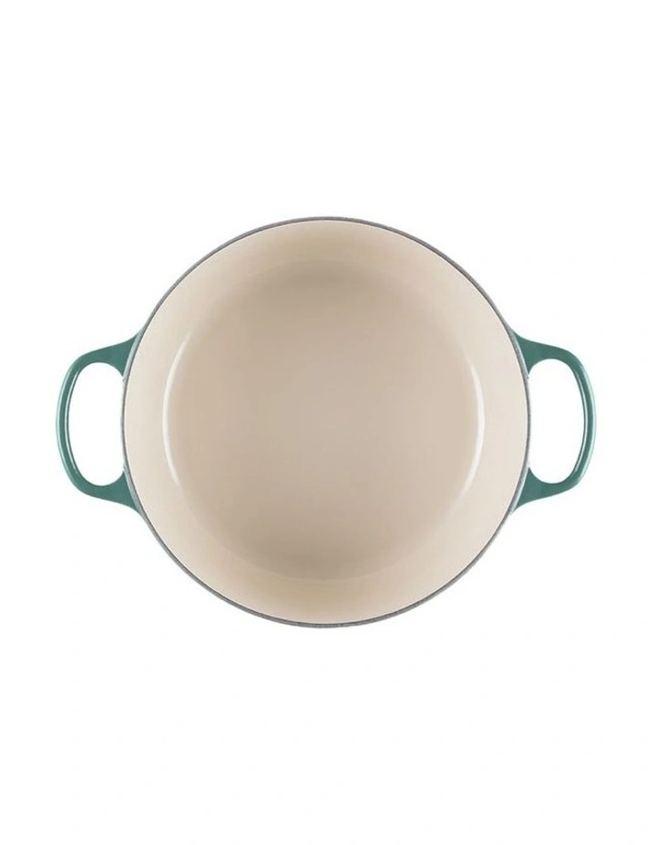 Signature Round Casserole 28cm in Artichaut image 4