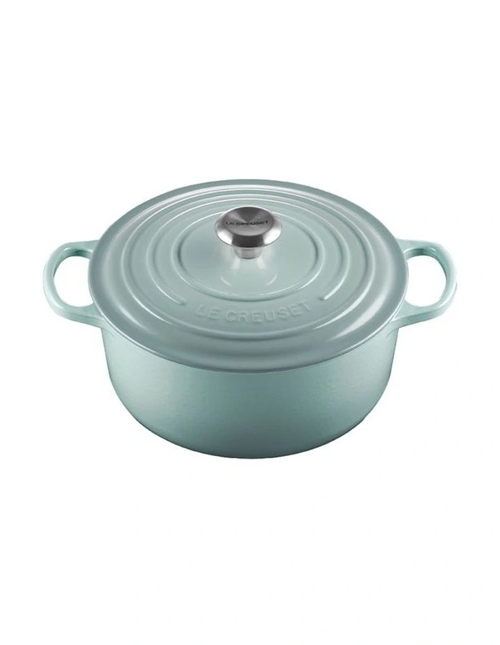 Signature Round Casserole 26cm in Sea Salt image 2