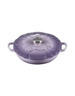 Signature Petal Shallow Casserole 26cm in Bluebell Purple