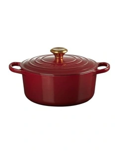 Signature 24cm/4.2L Round Casserole Dish in Garnet