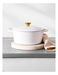 Signature 24cm / 4.2L Round Casserole White