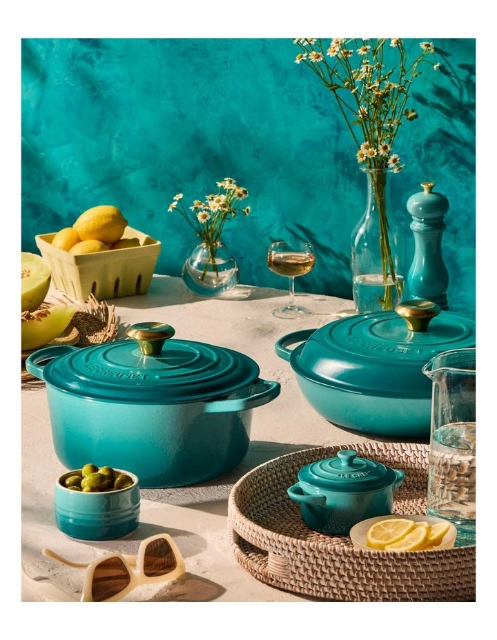 Signature Round Casserole 24cm Bleu Riviera image 7
