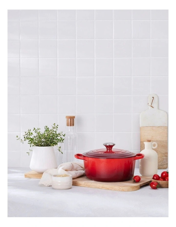 Signature Cast Iron Round Casserole Red image 6