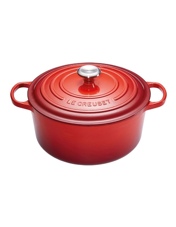 Le Creuset Signature Cast Iron Round Casserole Cerise: Made in France Red 28cm